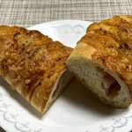 スパイシーベーコン　２５９円