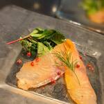 ル　シャン  - 自家製スモークサーモン