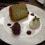 Cha no Yu Kichijoji Ten - 2009/06/06 撮影 抹茶大納言シフォンケーキ(ランチに500円プラスで)