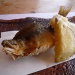 5000円のコース　あゆの風干しの素揚げ、さつまいもときくいも