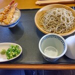 Moroyama Tanakaya - 【2021.12.15(水)】一膳天丼(冷たいそば)1,000円