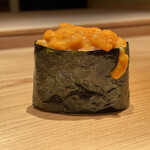 鮨 一幸 - 函館/蝦夷馬糞雲丹軍艦