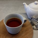 銀座メゾン アンリ・シャルパンティエ - 紅茶、結構濃いめ