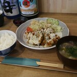 ごはん屋 TAMANOYA - カスタムしたタルタルチキン定食(計720円)