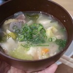 Gohanya Tamanoya - 豚汁(180円)