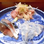 季節料理 みかみ - ビンナガマグロ・サバ・フグの刺身