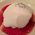 クッチーナ イタリアーナ ガッルーラ - 2012.12 練乳のジェラートとフレッシュクリームのエスプーマ♪