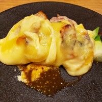 Tsuchi 農園野菜とチーズ料理 - 大山どりとくるみのガランティーヌ