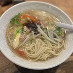 三鷹らーめん酒場SAL - 