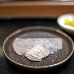 鮨みなと - 鮃刺し