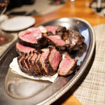 グルマンディーズ - これがフライパンで焼く？完璧な火入れ...