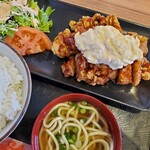 オアシス - 日替わり定食のチキン南蛮定食