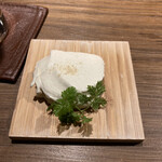 EBISU 燻製 APARTMENT CAVE - 燻製チーズ豆腐