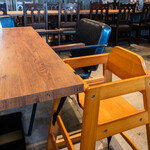 ステーキ＆グリルレストラン マーベリックス - お子様用のイス完備