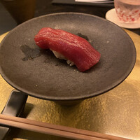 鮨 四 - 