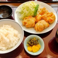 割烹 嶋村 - 若鳥ひとくち揚げ(皿もり) 1,000円 ♪