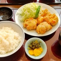 割烹 嶋村 - 若鳥ひとくち揚げ(皿もり) 1,000円 ♪