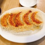 横浜餃子軒 - セットの餃子