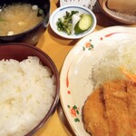 とんかつ こがね - とんかつ定食