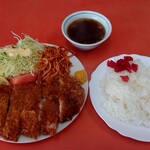 黒恵屋食堂 - カツライス、このボリュームで630円！