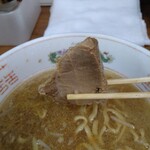 ラーメン二郎 - こう見えて柔らかい