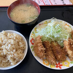 魚ばぁさんの食堂 おくどさん - カキフライの定食