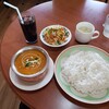 ボンベイパレスレストラン  - えびきのこカレーセット（激辛）　950円