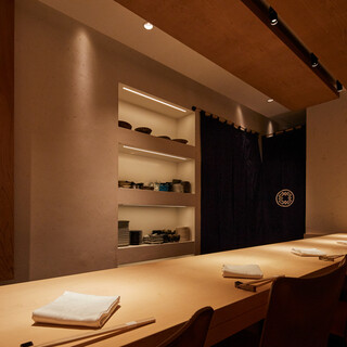 落ち着いた雰囲気の店内