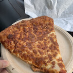 コストコ - チーズピザ　¥300(税込)