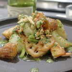 トリワイン ＰＩＫＯＳＨＨＨＵ - かぶらのナッツとハーブバターのほくほくオーブン焼き