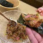 Taishuusakaba Shishimaru - とろたく納豆、付け添えの海苔で巻いて(^｡^)