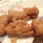 K&M Vegan Kitchen 菜美 - 大豆ミート（ヤンニョム）はあぶらぶんが追加されて玉ねぎ醤油系の味付け、大豆ミートってこんなにおいしくなるんだ〜と再発見ミャ