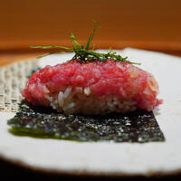 肉割烹 上 - 
