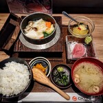 Sengyo Kamameshi Hikariya - 鯛出汁仕上げの小鍋定食