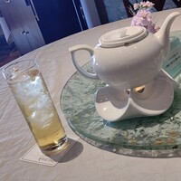中国飯店 麗穂 - 〖桂花陳酒〗990円【税込価格】
                    
                    〖ジャスミン茶〗ロウソクで温められます
                    
                    香りよく美味٩(๑❛ᴗ❛๑)۶