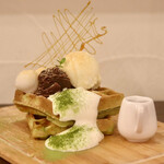 81 CAFE - 