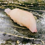 にぎり鮨 一五〇 - グレ