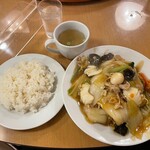 南海飯店 - かたい焼ソバ＋ライス