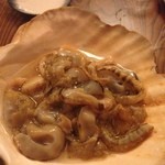 北海道(だったかな・・)生のホタテのヒモと肝の浜焼き