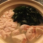 産直屋 たか - 鳴門生わかめ、余市あん肝、釧路真鱈の白子 鍋