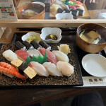 浜寿司 - ランチにぎり寿司（1.5倍まんぷく握り）¥1320