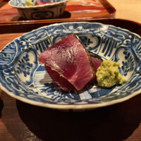 御料理 無窮 - 希少な迷い鰹のお造り