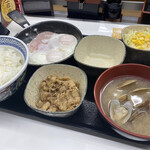 吉野家 - Wハムエッグ牛小鉢定食