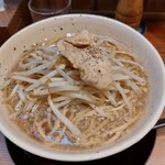 神戸ちぇりー亭 - こってり牛味ラーメン(大盛)