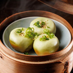 2. Famous gravy grilled Xiaolongbao (jade)