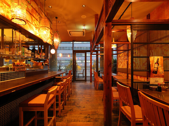 座席 : ナンクルナイサ きばいやんせー 神保町店 - 神保町/居酒屋