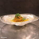 カーサ・デル・チーボ - 桜ｴﾋﾞとﾎﾞｯﾀﾙｶﾞの冷製ﾀﾘｵﾘｰﾆ