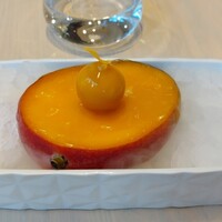 L'éclaireur - このマンゴー皿、どうするんだろう。