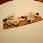 エクアトゥール - 毛蟹のプチタルト　キャビア添え