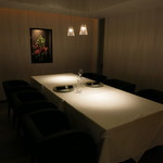 エクアトゥール - 個室のインテリア